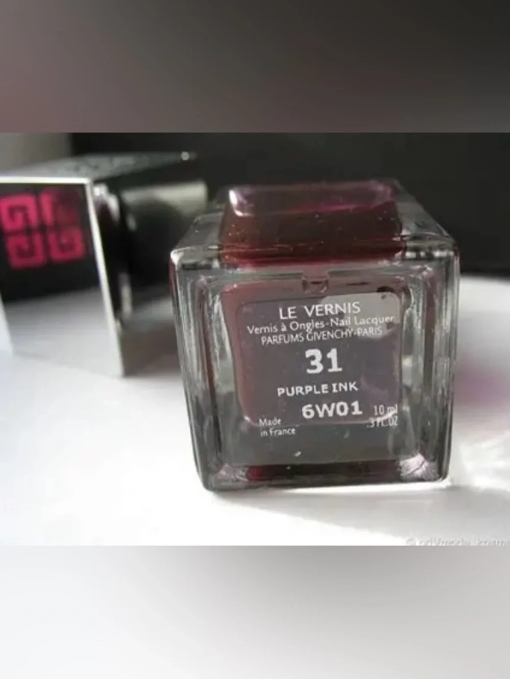 Givenchy Le Vernis Nail Lacquer 💅 31 Purple Ink